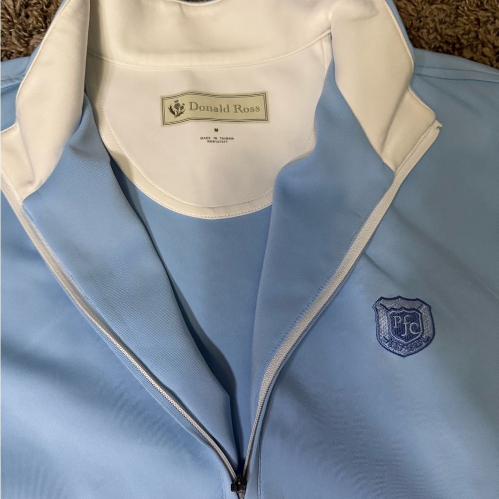 Light Blue Donald Ross Medium Sleeveless Vest with PFC Logo - Picture 4 of 8